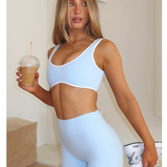 White fox active set in baby blue